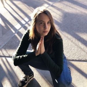 Meet your Posher, Caroline